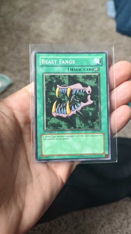 Beast Fangs LOB-041 North American 1st Edition mint