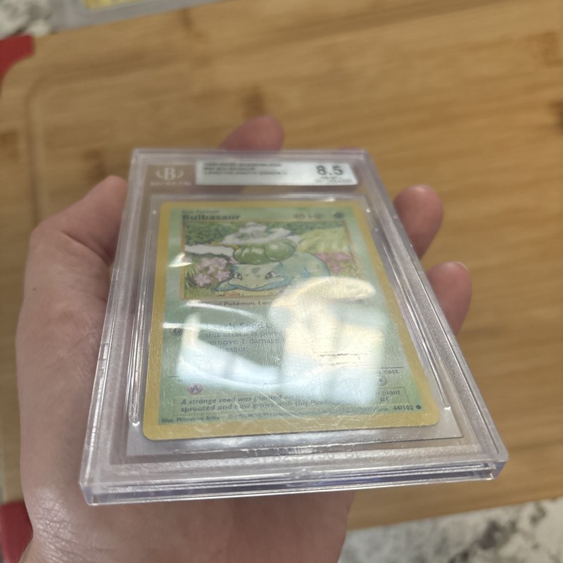 Pokemon Tcg BGS 8.5 Bulbasaur 44/102 Base Set Shadowless Length Length Error gallery