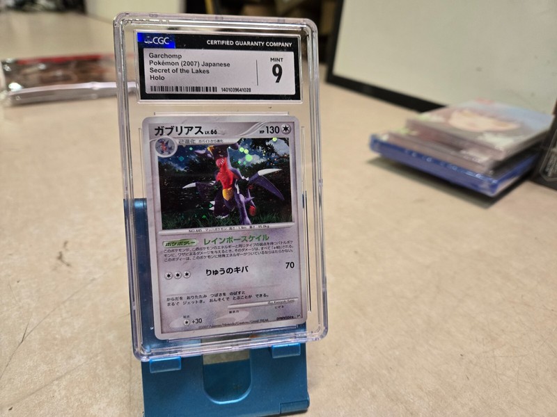 2007 Pokemon Garchomp Secret Of The Lakes Holo DPBP#540 Japanese CGC 9