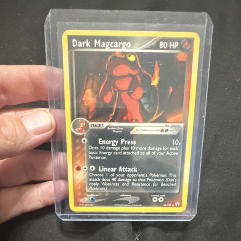 The Pokémon Company Dark Magcargo Team Rocket Returns 38/109 Regular HP80 2004