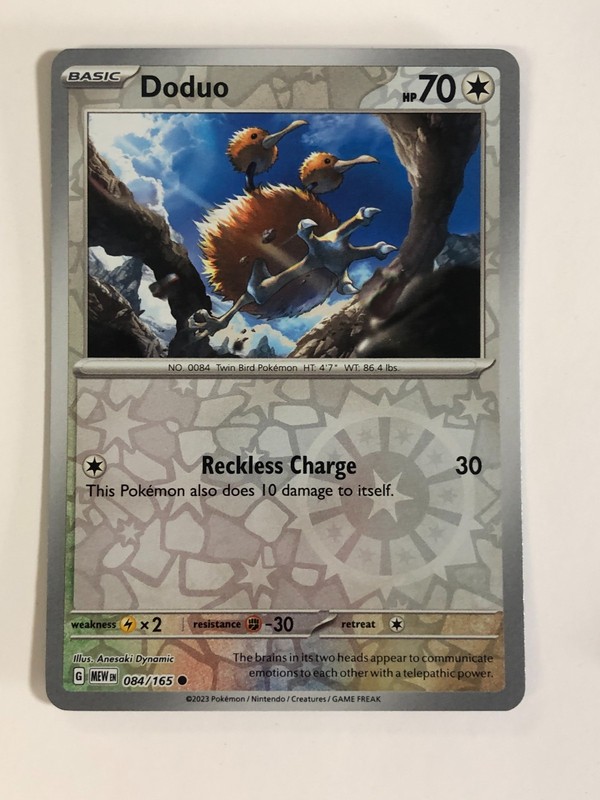Pokemon TCG 151 Reverse Holographic Doduo 084/165 Near Mint