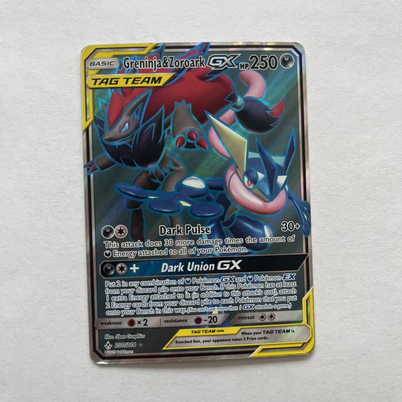 Pokémon Greninja & Zoroark GX Tag Team Ultra Rare Holo 200/214 250HP