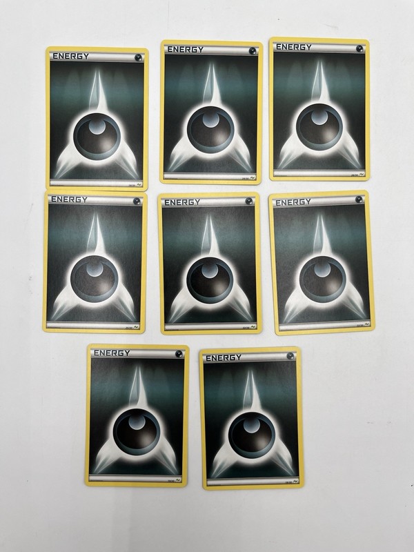 8 Darkness Energy Multiple Numbers Xy Trainer Kit: Sylveon & Noivern Regular LP