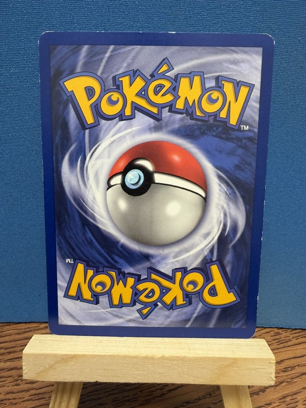Pokémon TCG Lass 75/102 Base Set Rare Trainer WOTC Vintage Card gallery