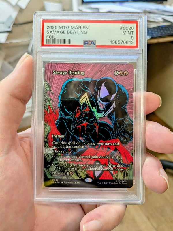 MTG MARVEL SPIDER-MAN FOIL Savage Beating PSA GRADE 9