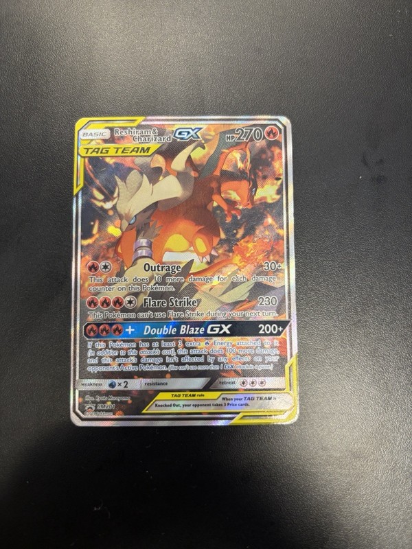 Reshiram & Charizard GX SM201 Sm Holo
