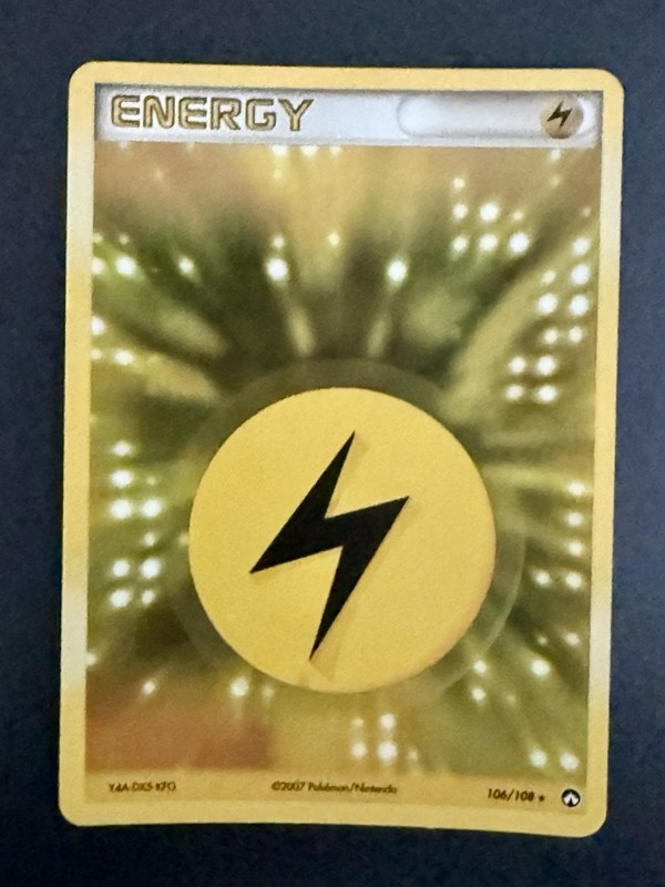 Lightning Energy 106/108 Power Keepers – Holo Rare – LP/NM