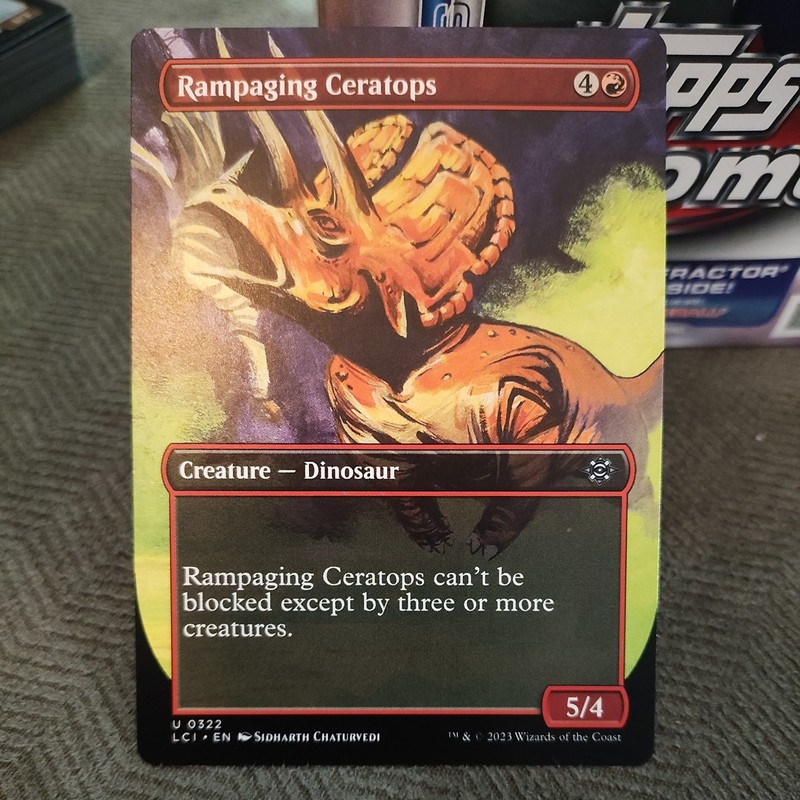 Rampaging Ceratops (Borderless) The Lost Caverns of Ixalan Regular