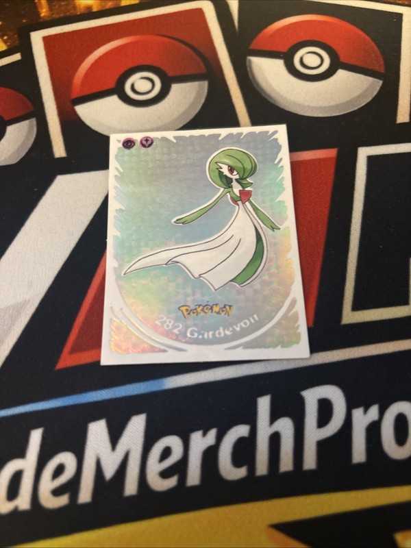 GARDEVOIR Prisma 2 #131 South America Edition PERU Nintendo 2022 FOIL NM
