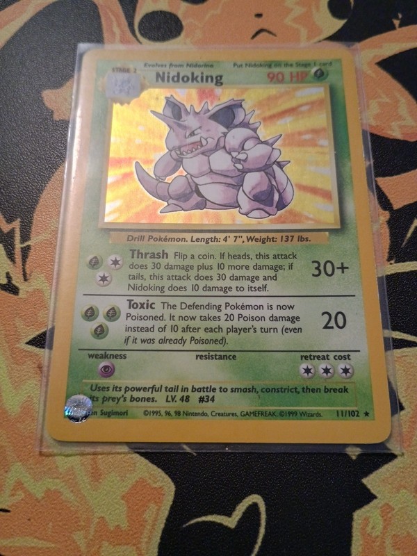 Nidoking Halo Vintage #34- 1995,96,98-11/102- 1999 Pokemon