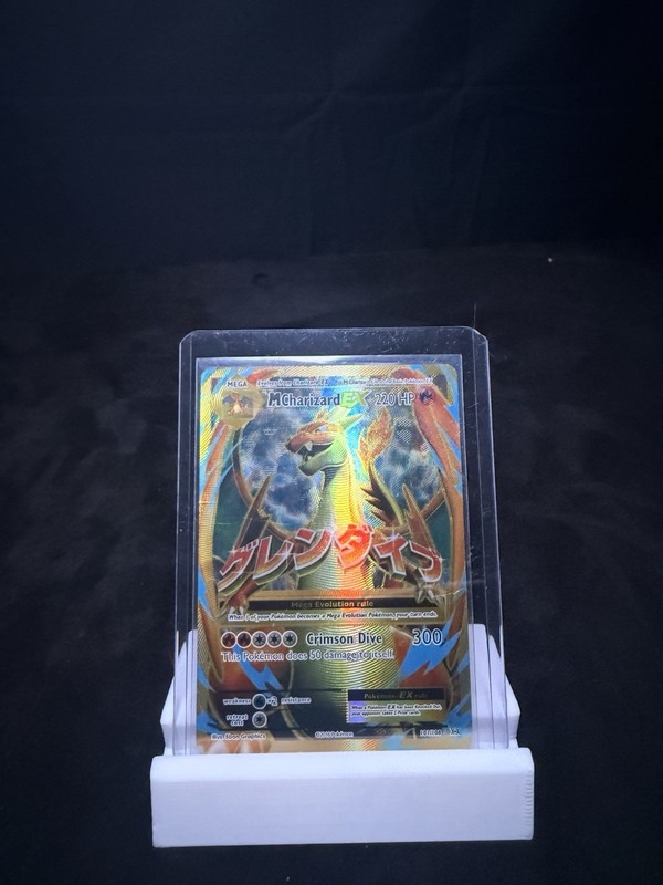 M Charizard EX (Full Art) 101/108 Evolutions Holo