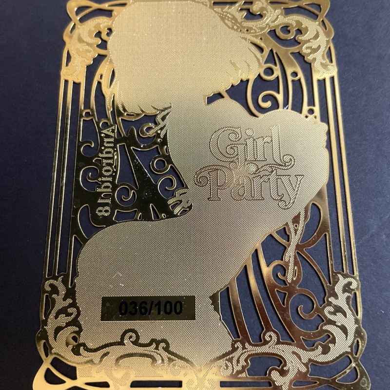 Goddess Story Gold METAL Card – Random Serial Number #/100! Android 18 Bikini