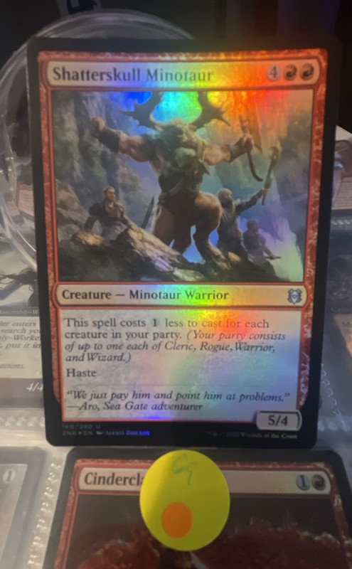 Shatterskull Minotaur Zendikar Rising Foil
