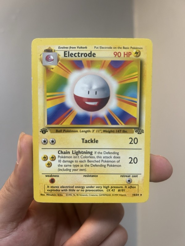 Electrode – Jungle 18/64 – 1st Edition Misprint Error Rare Pokemon Card TCG – LP