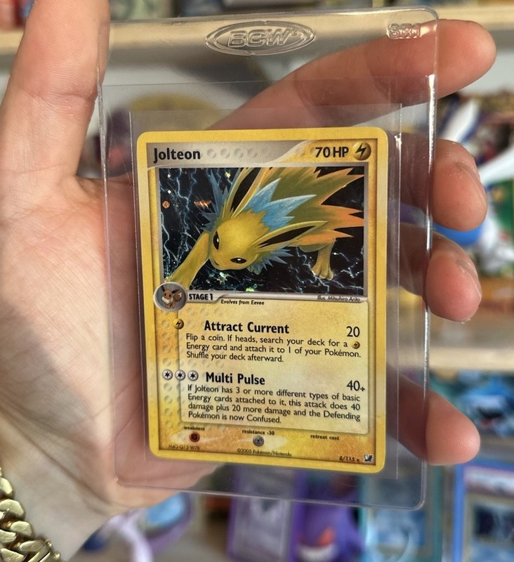 Jolteon 8/115 Unseen Forces Holo