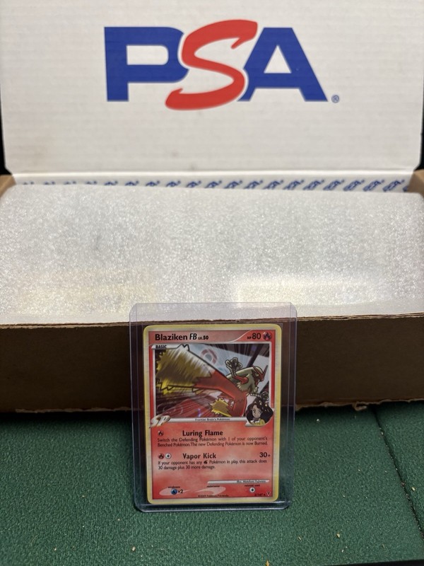 Pokémon TCG: Blaziken FB Lv.50 #2/147 Supreme Victors Holo Rare, MP/LP