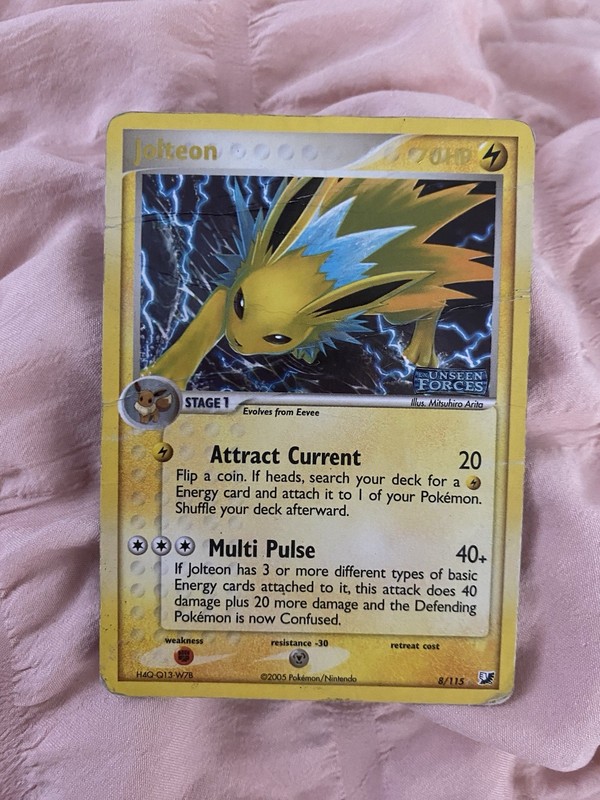 Jolteon 8/115 Unseen Forces Reverse Holo