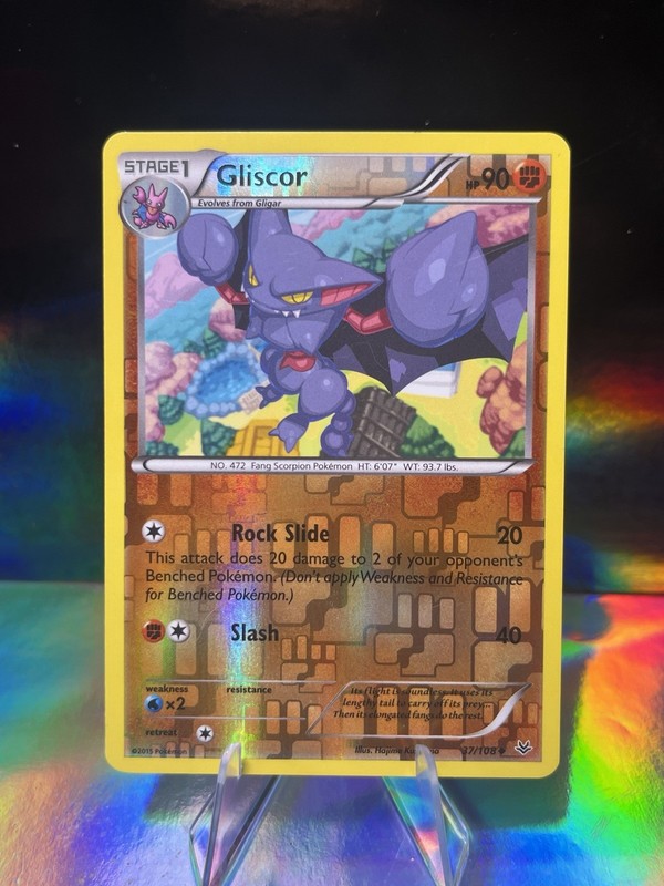 Gliscor 37/108 Roaring Skies Reverse Holo