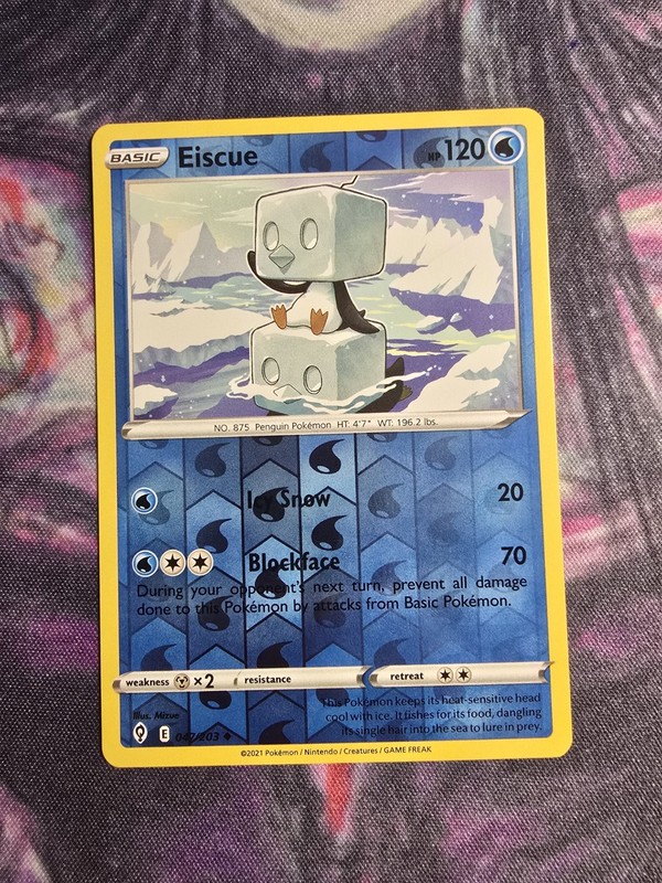 Eiscue 047/203 SWSH07: Evolving Skies Reverse Holo