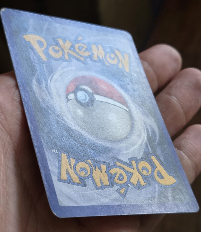 Elekid 9/147 Reverse Holo Aquapolis Pokémon Card 2002 WOTC - Damaged gallery