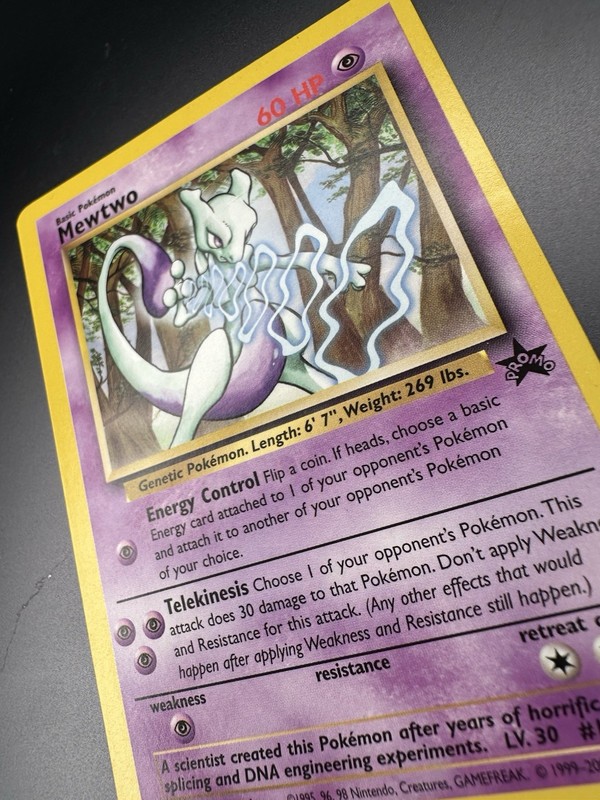 Pokemon TCG - Mewtwo 12 WOTC Black Star Promo - Christopher Rush 1998 - (LP-) gallery