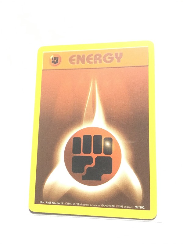 FIGHTING ENERGY – 97/102 – Base Set – Pokemon Card – LP