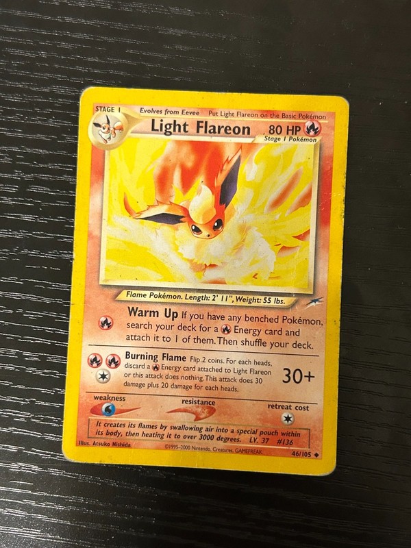 Light Flareon 46/105 Neo Destiny Pokemon Card