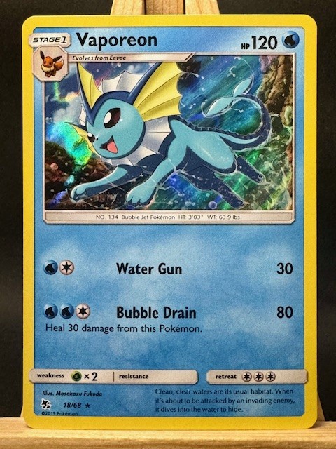 Vaporeon Holo Rare Hidden Fates 18/68 NM