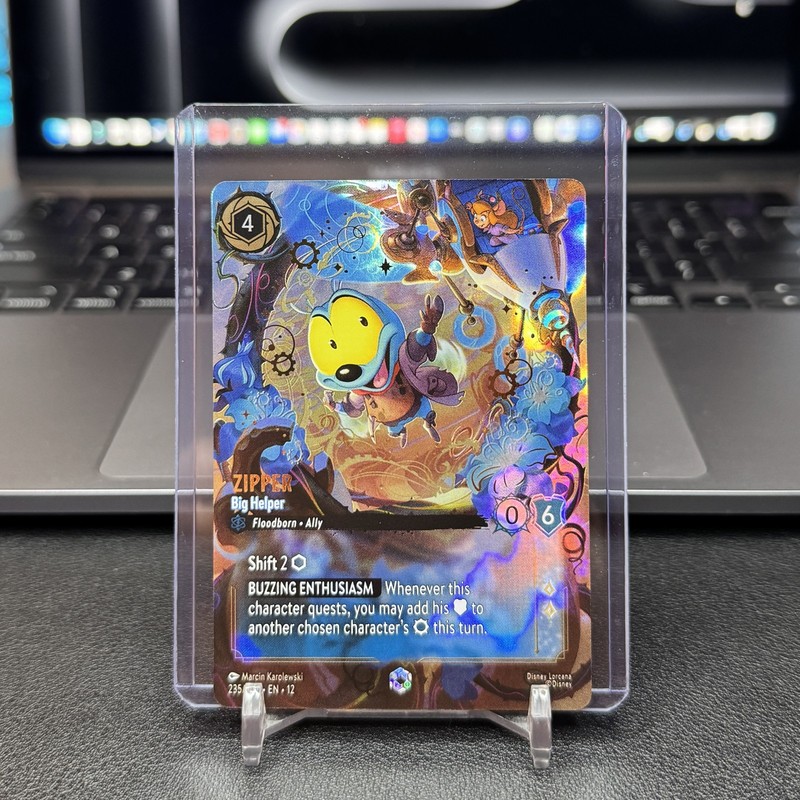 Zipper – Big Helper 235/204 Wilds Unknown (Enchanted) Holo Rare NM