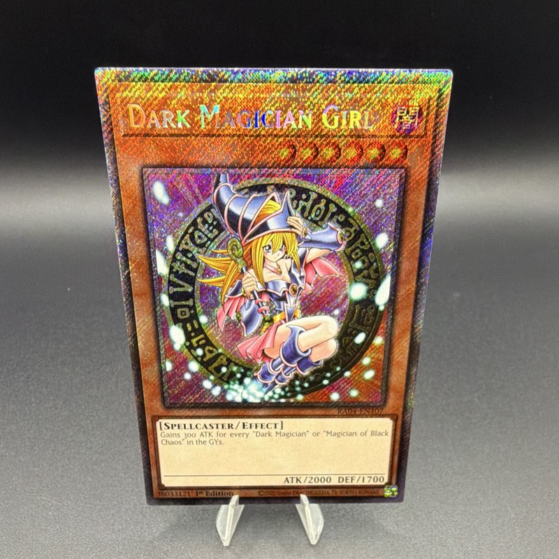 Dark Magician Girl (7th Art) RA04-EN107 Platinum Secret Rare Holo 1st Ed EN