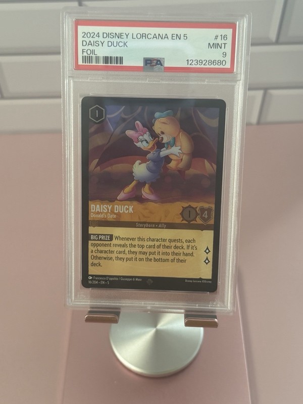 Disney Lorcana Shimmering Skies Daisy Duck Super Rare Card 16/204 Foil