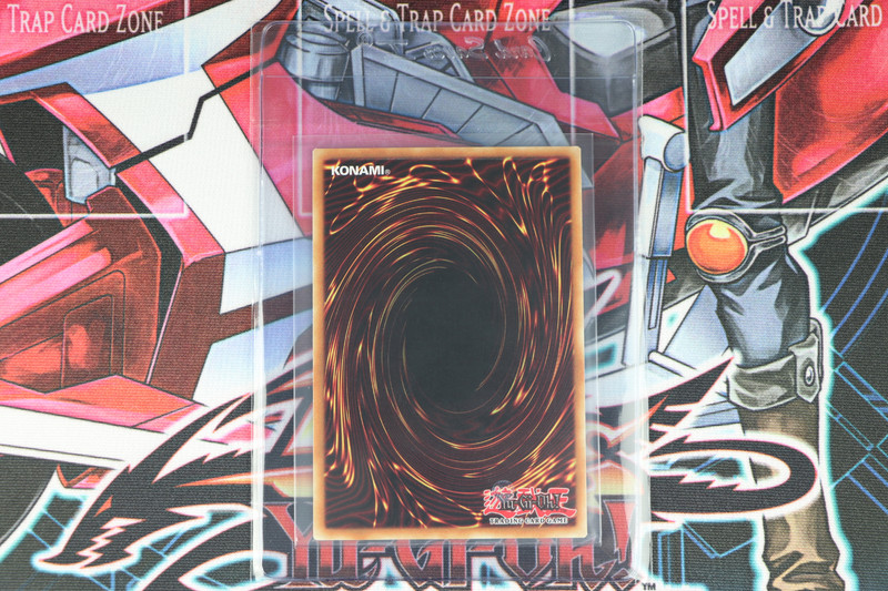 YuGiOh Spell Card Toon World LDS1-EN068 1st Edition Blue Ultra Rare gallery