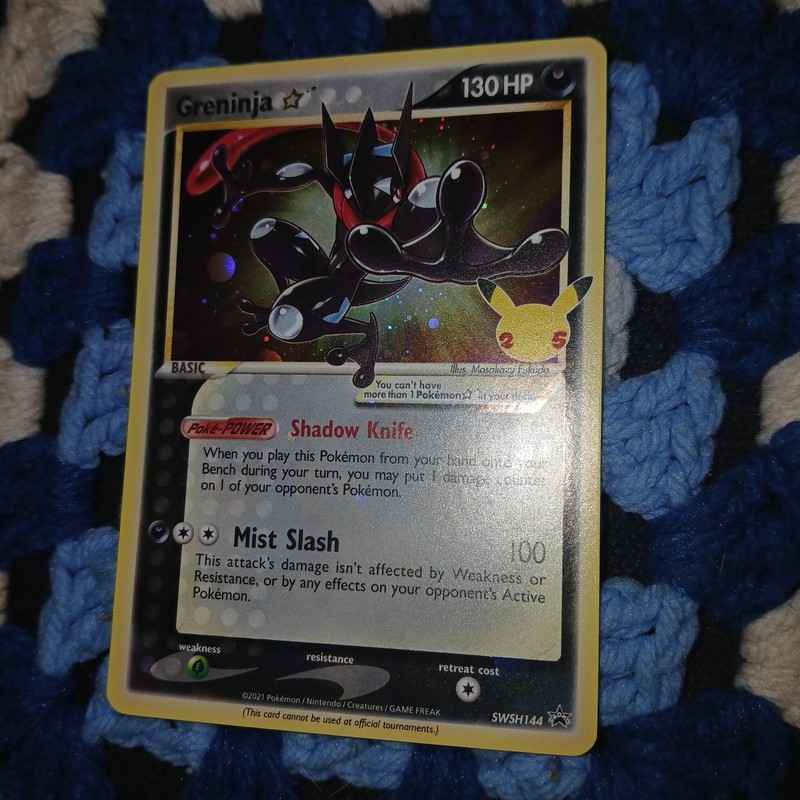 *Pokemon Greninja Gold Star Celebrations 25th Anniversary Promo SWSH144 Holo NM* gallery
