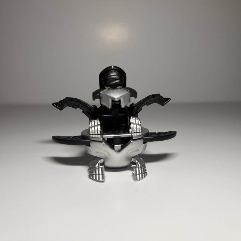 Bakugan Flash Ingram Black Silver Darkus Mechtanium Surge Spins