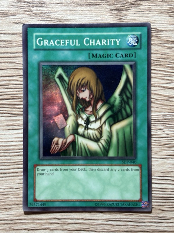 Konami Graceful Charity SDP-040 Super Rare Holo Spell-Normal Eng Unlimited