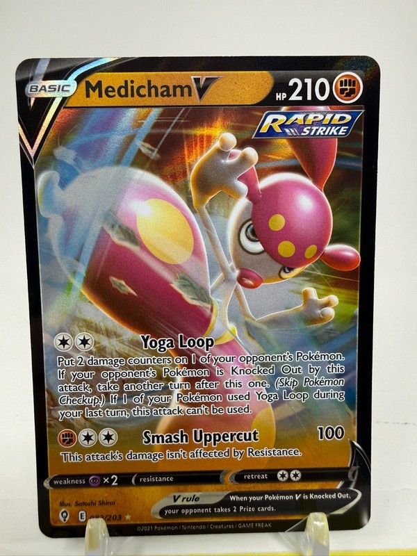 Medicham V 083/203 SWSH07: Evolving Skies Holo-NM gallery