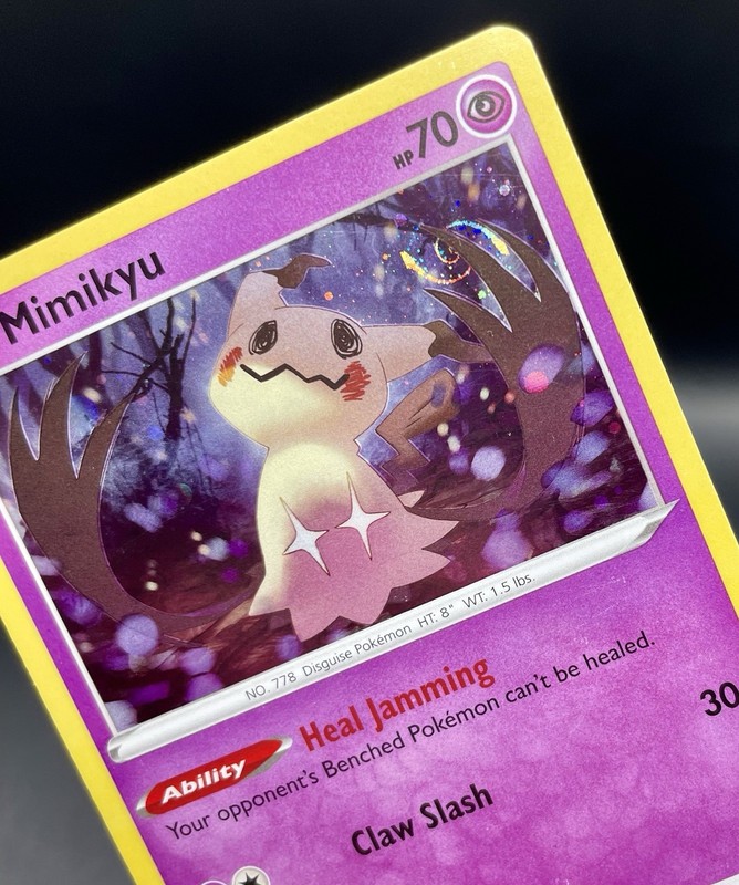 Mimikyu 081/189 *HD Finger Swirl* Sword & Shield Cosmos Holo Rare Pokemon Card