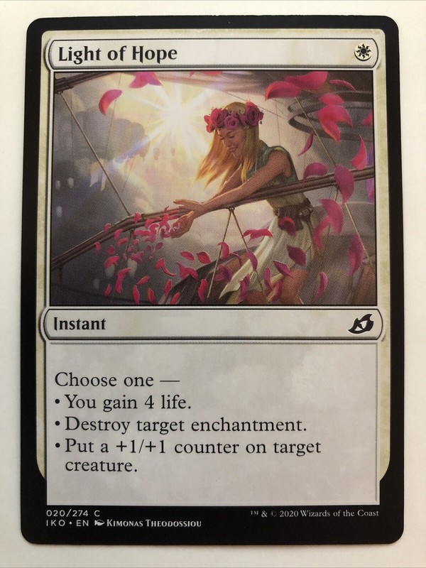 MTG Ikoria: Lair of Behemoths Light of Hope 020/274 LP
