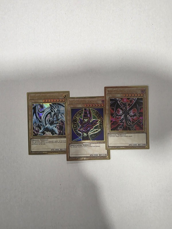 YUGIOH: Blue-Eyes White Dragon Red-Eyes B Dragon Dark Magician SET MGED NM