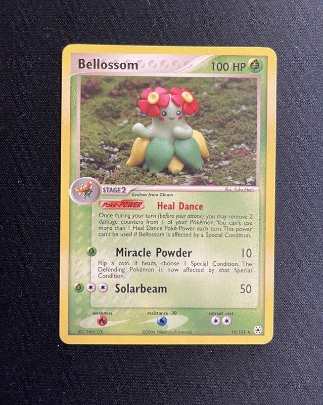 Bellossom 16/101 Rare Hidden Legends Pokemon