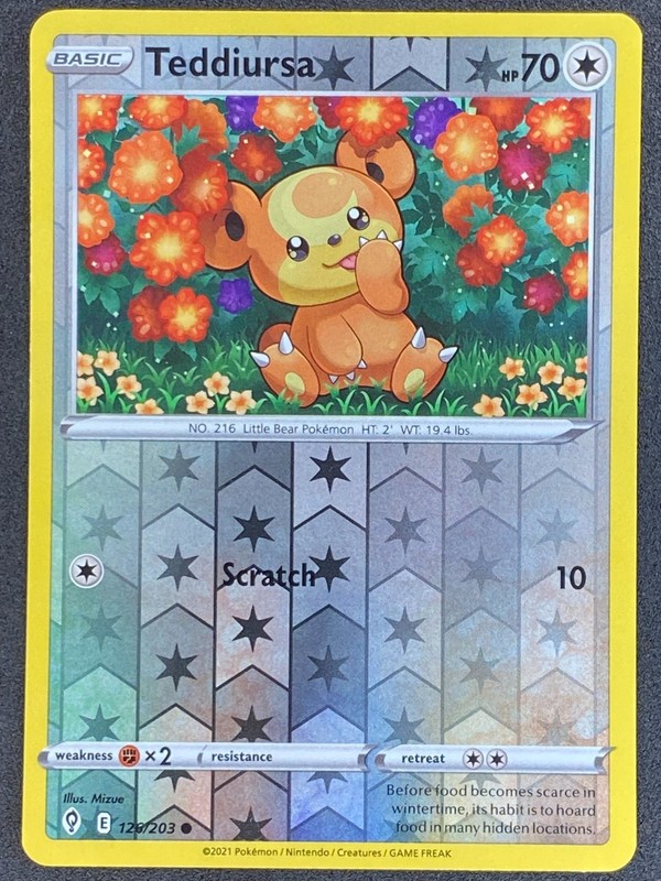 Pokémon Teddiursa Reverse Holo 126/203 EVS Evolving Skies NM