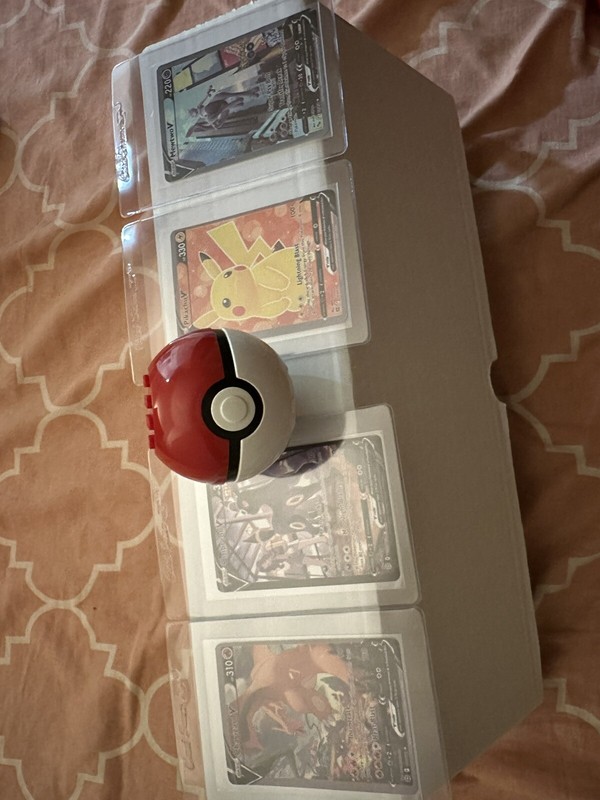1 Random Pokémon Card (Possible) Charizard Holo UltraRare V Vstar Vmax Ex Gx Gtx